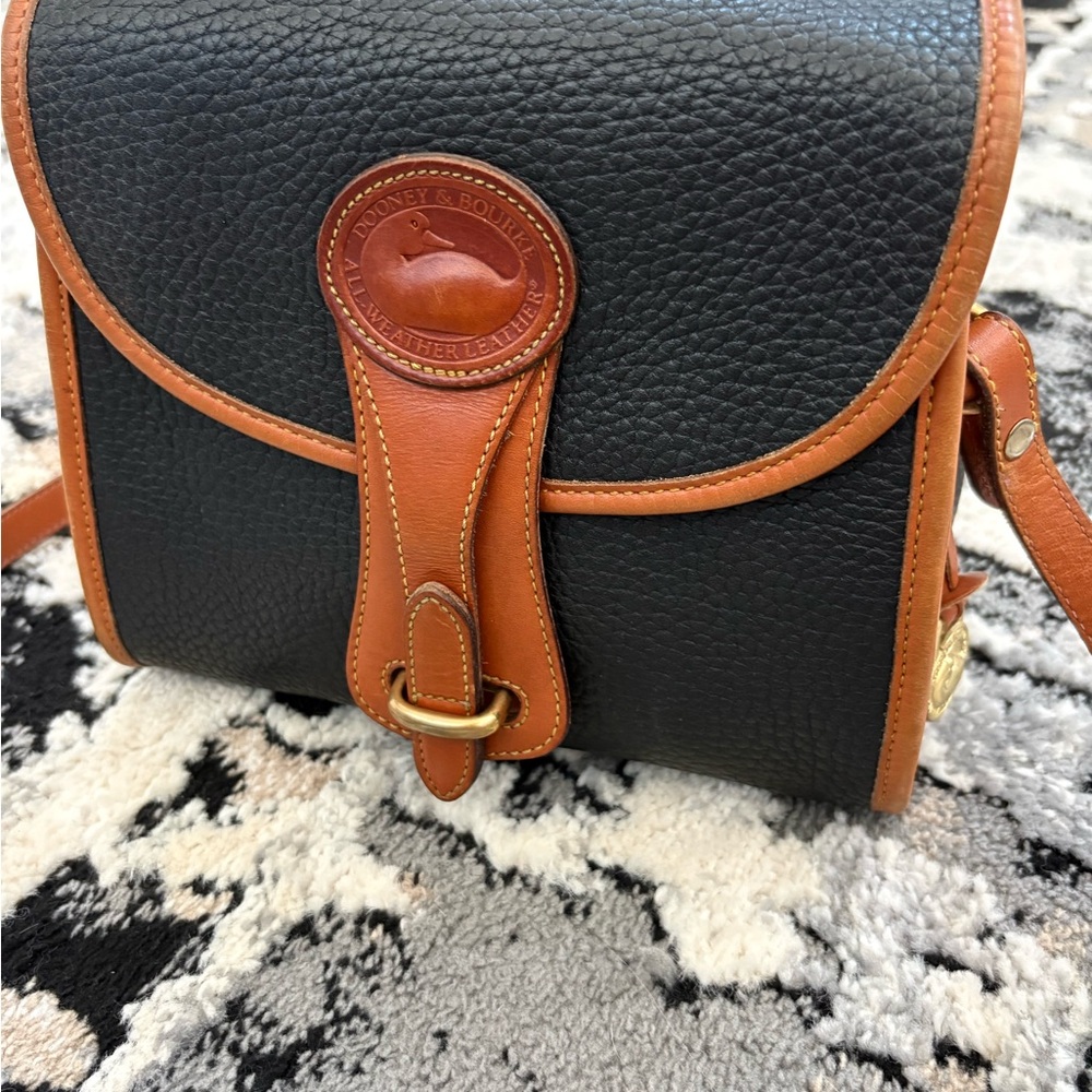 Vintage Dooney & Bourke Essex Black Leather Crossbody Bag